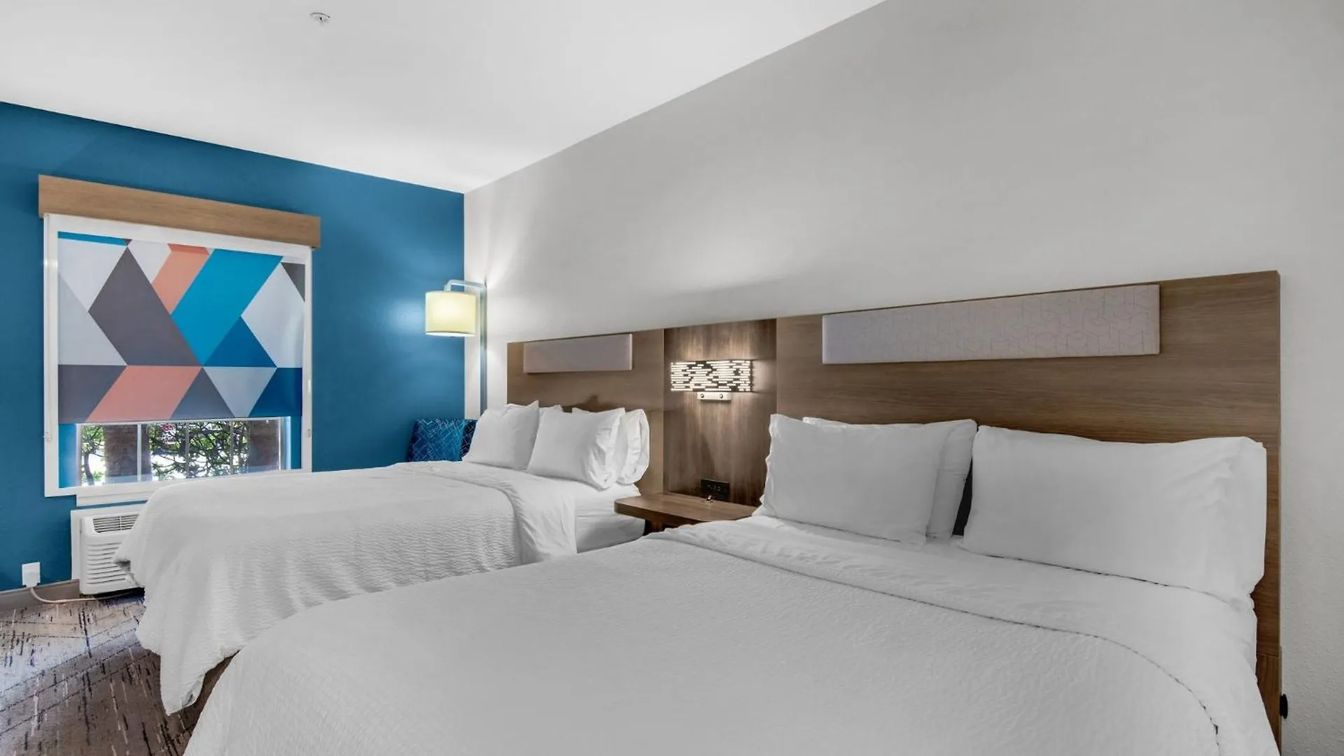 Holiday Inn Express Destin E - Commons Mall Area By Ihg Hotel